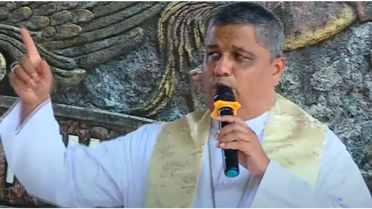 മലയോര ജനതയെ വന്യമൃഗങ്ങളുടെ ഭക്ഷണമായി സർക്കാർ കാണുന്നു, രൂക്ഷ വിമ൪ശനവുമായി ആർച്ച് ബിഷപ്പ് മാർ ജോസഫ് പാംപ്ലാനി 