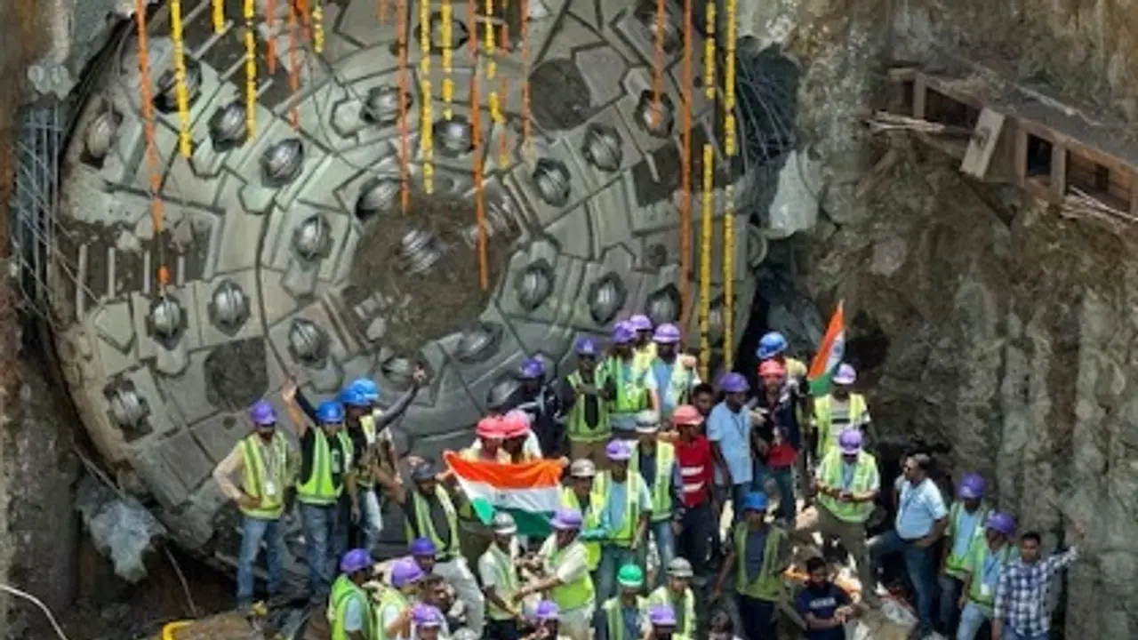 Mumbai Metro Line 7A மும்பைவாசிகளின் 60 நிமிட பயண நேரத்தை குறைக்கும் அற்புத திட்டம்!! Mumbai Metro Line 7A மும்பைவாசிகளின் 60 நிமிட பயண நேரத்தை குறைக்கும் அற்புத திட்டம்!!
