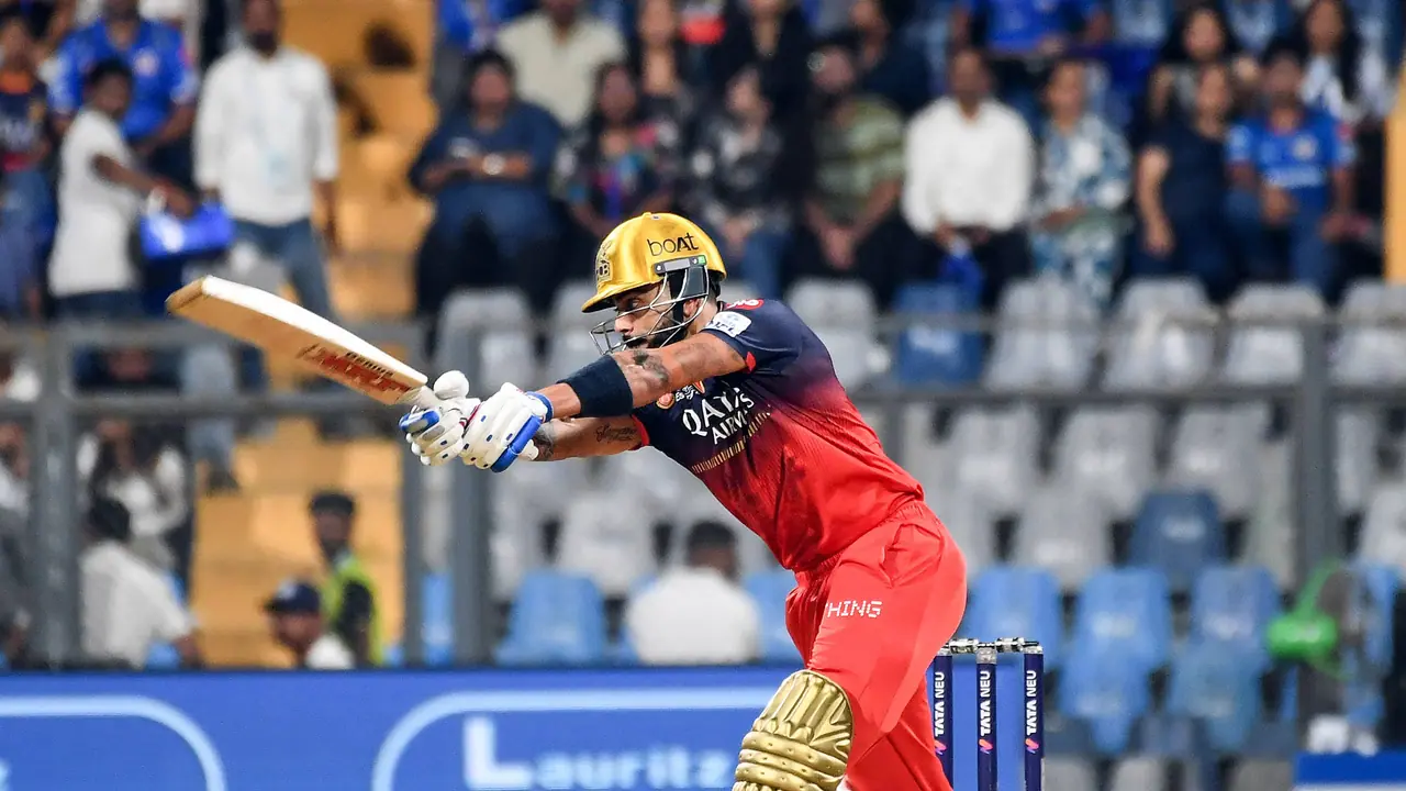 ഫിലിപ്പ് സാള്ട്ടിനെ വീഴ്ത്തി പഞ്ചാബ്! എങ്കിലും വിജയലക്ഷ്യത്തിലേക്ക് നന്നായി തുടങ്ങി ആര്സിബി ഫിലിപ്പ് സാള്ട്ടിനെ വീഴ്ത്തി പഞ്ചാബ്! എങ്കിലും വിജയലക്ഷ്യത്തിലേക്ക് നന്നായി തുടങ്ങി ആര്സിബി