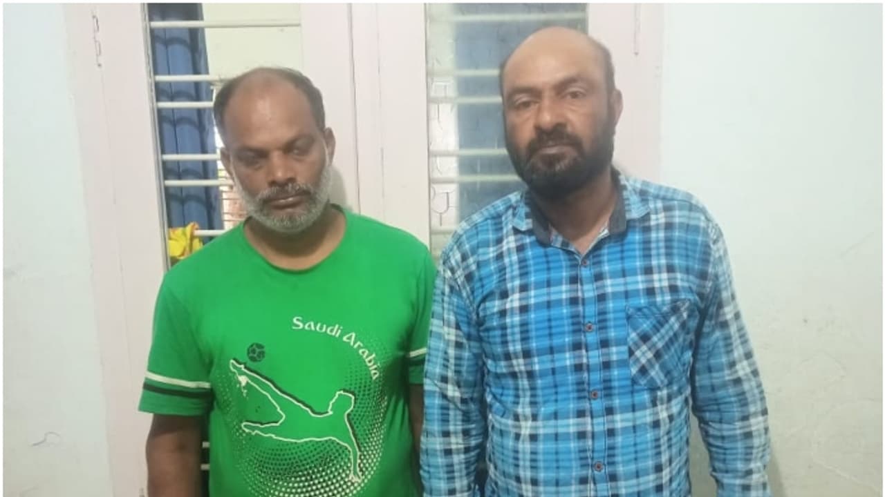 കേരള സ്പെഷ്യൽ ബ്രാഞ്ച് നൽകിയ നിർണായക വിവരം, ഒഡീഷയിൽ നിന്ന് കർണാടക വഴി കേരളത്തിലേക്ക്; 18 കിലോ കഞ്ചാവ് പിടിച്ചു