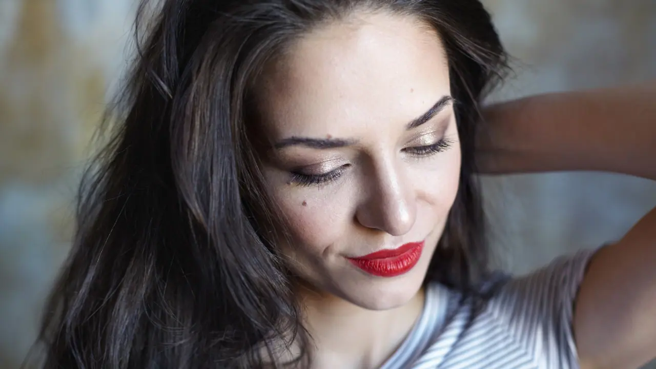 Moles near lips: What they reveal about a woman’s personality