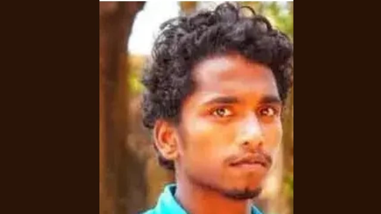 ബൈക്ക് ബൈപ്പാസിൽ നിന്നും 40 അടി താഴ്ചയുള്ള സർവീസ് റോഡിലേക്ക് വീണു; തിരുവനന്തപുരത്ത് 23കാരൻ മരിച്ചു ബൈക്ക് ബൈപ്പാസിൽ നിന്നും 40 അടി താഴ്ചയുള്ള സർവീസ് റോഡിലേക്ക് വീണു; തിരുവനന്തപുരത്ത് 23കാരൻ മരിച്ചു