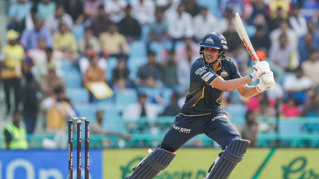 GT vs KKR : గిల్ కెప్టెన్ ఇన్సింగ్స్ ... టీం కోసం సెంచరీ త్యాగం 