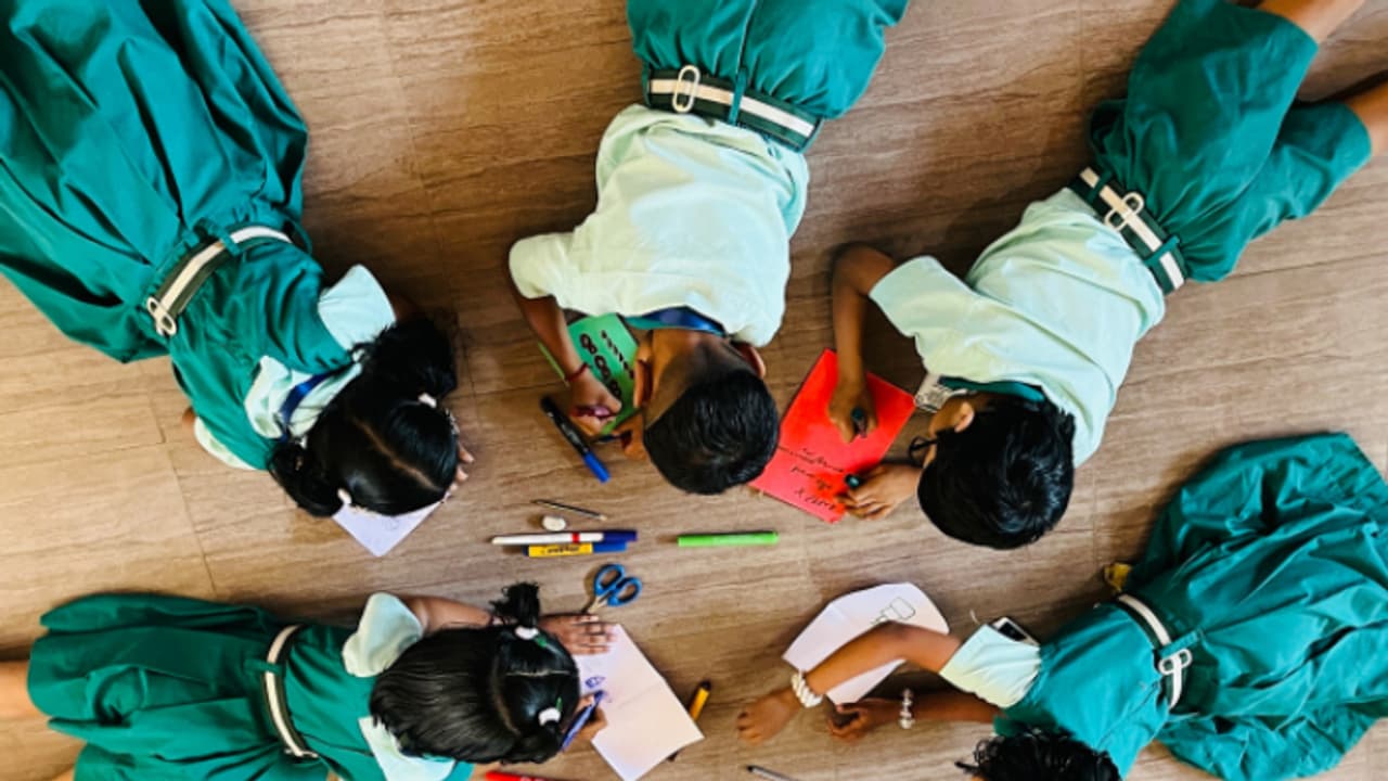 രാജ്യത്ത് ആദ്യം! 'മന്ത്രിയപ്പൂപ്പൻ' എഡിറ്റർ; ഒന്നാം ക്ലാസിലെ ഡയറിക്കുറിപ്പുകൾ ചേ‍ർത്തു വച്ച് പുസ്തകമാകുന്നു