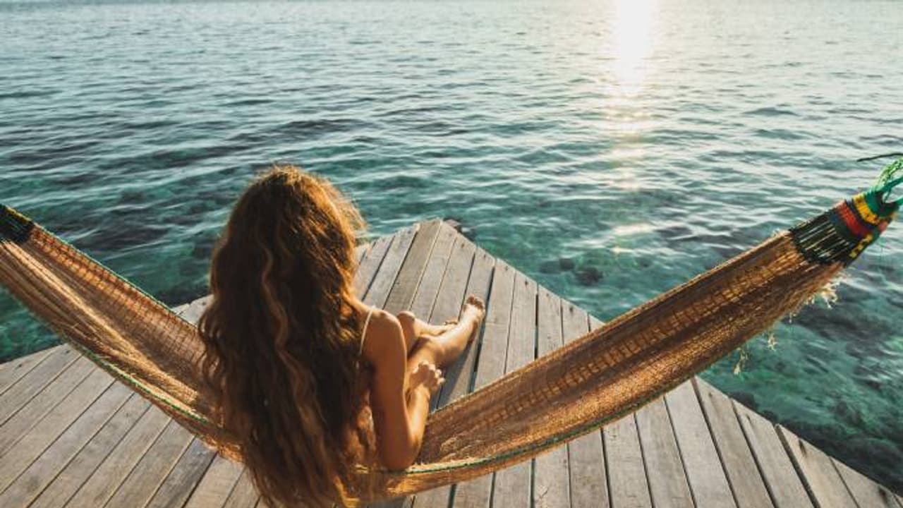 ലക്ഷങ്ങള്‍ സമ്പാദിക്കണം, ആഡംബരജീവിതമാവണം, ആഴത്തില്‍ സ്നേഹിക്കണം; പങ്കാളിക്ക് വേണ്ടത്, ലിസ്റ്റുമായി യുവതി 