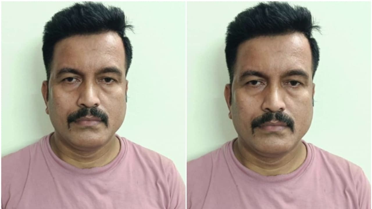 11 മൊബൈൽ ഫോണുകൾ, ഒരു ലക്ഷം രൂപ, 2 വാച്ചുകൾ, എല്ലാം പൊക്കി, പക്ഷേ സിസിടിവി എല്ലാം കണ്ടു, അറസ്റ്റ് 11 മൊബൈൽ ഫോണുകൾ, ഒരു ലക്ഷം രൂപ, 2 വാച്ചുകൾ, എല്ലാം പൊക്കി, പക്ഷേ സിസിടിവി എല്ലാം കണ്ടു, അറസ്റ്റ്