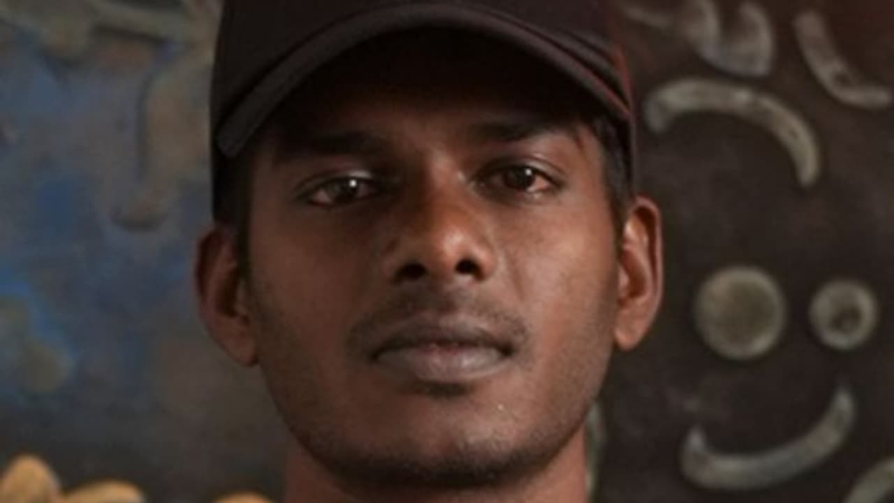 'ഡാ മക്കളേ.. ഡ്ര​ഗ്സ് ഉപയോ​ഗിക്കല്ല്, അത് ചെകുത്താനാണ്, അമ്മയും അപ്പനും കരയുവാണ്'; പ്രോ​ഗ്രാം വേദിയിൽ വേടൻ