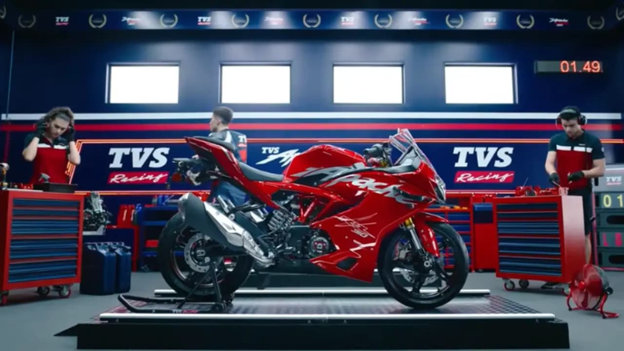 வாகனங்கள் விற்பனையில் மாஸ் காட்டிய டிவிஎஸ் மோட்டார்! எவ்வளவு தெரியுமா? வாகனங்கள் விற்பனையில் மாஸ் காட்டிய டிவிஎஸ் மோட்டார்! எவ்வளவு தெரியுமா?