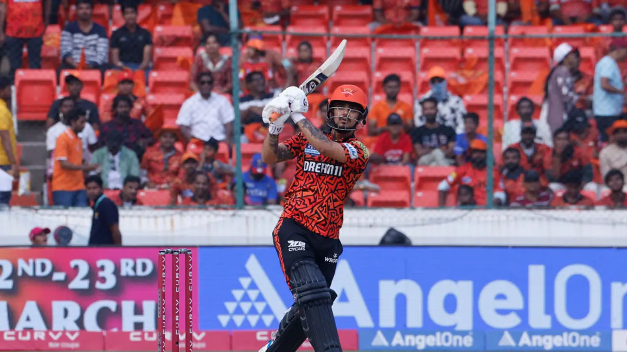 ഇഷാന് കിഷന് ഷോ! ആര്സിബിക്കെതിരെ സണ്റൈസേഴ്സ് ഹൈദരാബാദിന് കൂറ്റന് സ്കോര് ഇഷാന് കിഷന് ഷോ! ആര്സിബിക്കെതിരെ സണ്റൈസേഴ്സ് ഹൈദരാബാദിന് കൂറ്റന് സ്കോര്