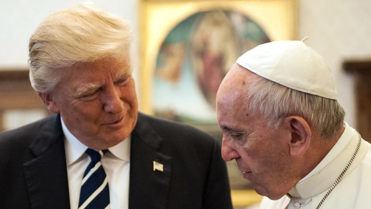 Trump orders US flag to be flown at half staff as mark of respect to Pope Francis Trump orders US flag to be flown at half staff as mark of respect to Pope Francis