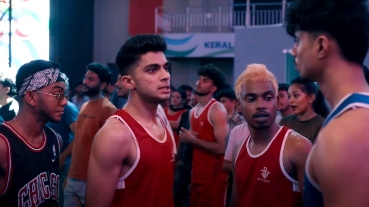 സെക്കന്‍ഡ് 'മണ്‍ഡേ ടെസ്റ്റി'ല്‍ പതറിയോ? 'ആലപ്പുഴ ജിംഖാന' 12 ാം ദിനം നേടിയത്