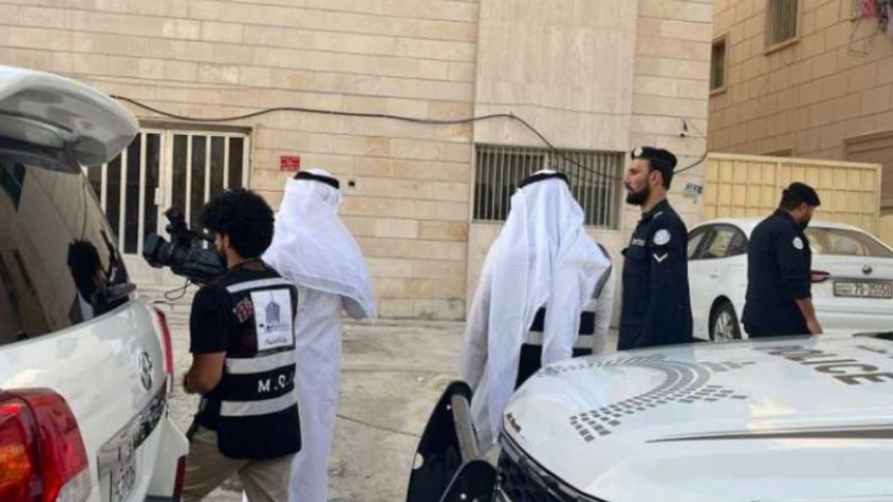 വൈദ്യുതി വിച്ഛേദിച്ചു, സ്വകാര്യ റസിഡൻഷ്യൽ ഏരിയകളിലുള്ള ബാച്ചിലേഴ്സിനെതിരെ നടപടി, കുവൈത്തിൽ പരിശോധന ശക്തം വൈദ്യുതി വിച്ഛേദിച്ചു, സ്വകാര്യ റസിഡൻഷ്യൽ ഏരിയകളിലുള്ള ബാച്ചിലേഴ്സിനെതിരെ നടപടി, കുവൈത്തിൽ പരിശോധന ശക്തം