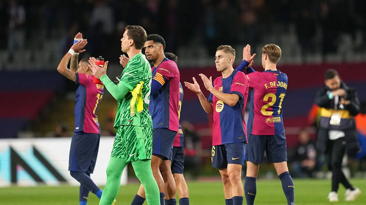 ലാ ലിഗയില് ബാഴ്സലോണ ഇന്ന് നിര്ണായക മത്സരത്തിന്; ബുണ്ടസ് ലിഗയില് കിരീടമുറപ്പിക്കാന് ബയേണ് ലാ ലിഗയില് ബാഴ്സലോണ ഇന്ന് നിര്ണായക മത്സരത്തിന്; ബുണ്ടസ് ലിഗയില് കിരീടമുറപ്പിക്കാന് ബയേണ്