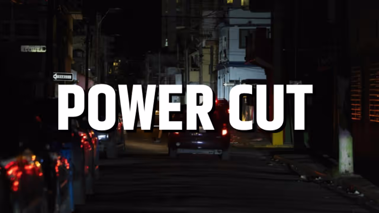 up bareilly power cut blackout 500 villages electricity disruption transformer failure 