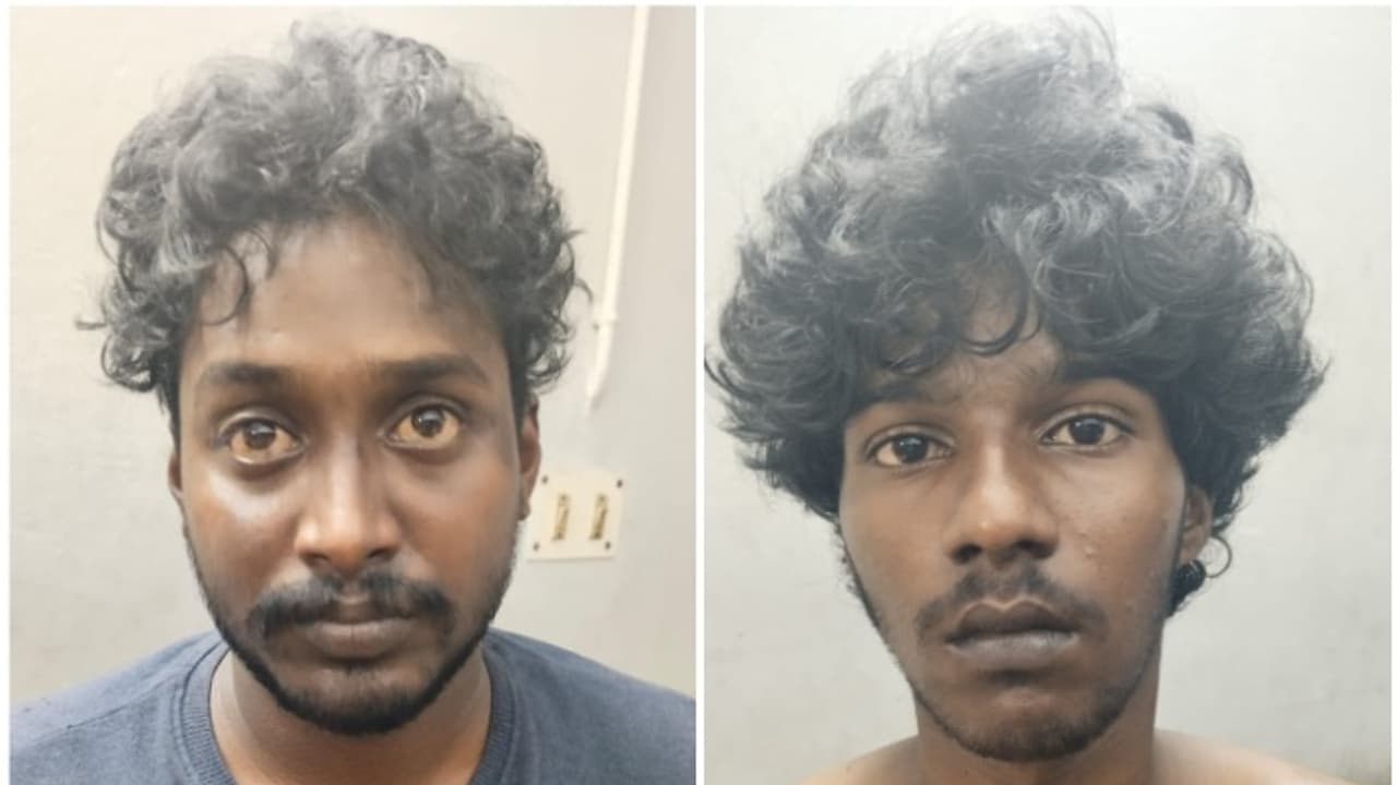 മൊബൈൽ ഫോൺ വിൽപ്പനയെ ചൊല്ലിയുള്ള തർക്കത്തിനൊടുവിൽ ഹോട്ടലിൽ കത്തിക്കുത്ത്; ഒളിവിൽപോയ പ്രതികൾ അറസ്റ്റിൽ മൊബൈൽ ഫോൺ വിൽപ്പനയെ ചൊല്ലിയുള്ള തർക്കത്തിനൊടുവിൽ ഹോട്ടലിൽ കത്തിക്കുത്ത്; ഒളിവിൽപോയ പ്രതികൾ അറസ്റ്റിൽ