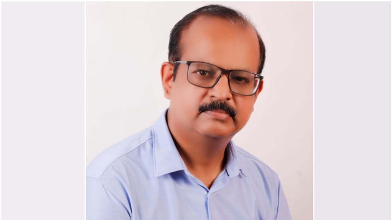 കല കുവൈത്ത് എം ടി സാഹിത്യ പുരസ്കാരം ജോസഫ് അതിരുങ്കലിന് കല കുവൈത്ത് എം ടി സാഹിത്യ പുരസ്കാരം ജോസഫ് അതിരുങ്കലിന്