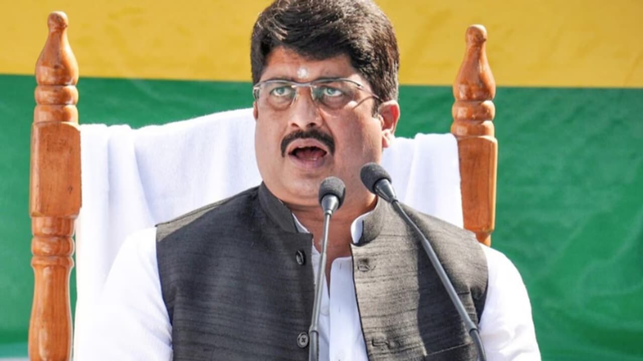 pahalgam terrorist attack raja bhaiya kashmir tourism boycott yogi adityanath statement pahalgam terrorist attack raja bhaiya kashmir tourism boycott yogi adityanath statement