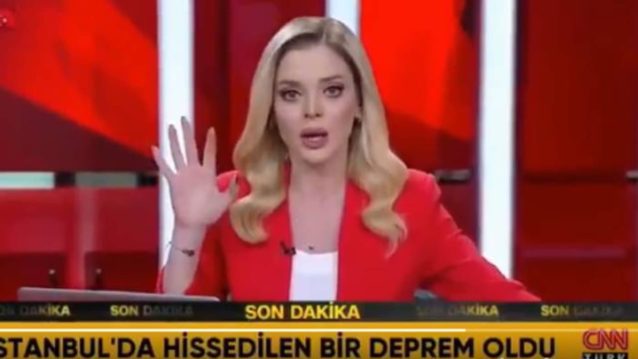 ലൈവിനിടെ ഭൂകമ്പം, ആടിയുലയുമ്പോഴും ശാന്തത കൈവിടാതെ അവതാരിക, വൈറലായി വീഡിയോ