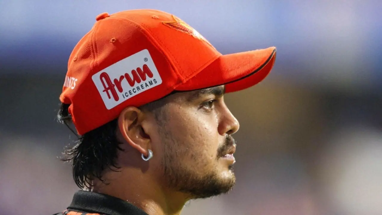 ഇഷാന്റെ 'തമാശക്കളി' ഹൈദരാബാദിന് വിനയായോ? ഇഷാന്റെ 'തമാശക്കളി' ഹൈദരാബാദിന് വിനയായോ?