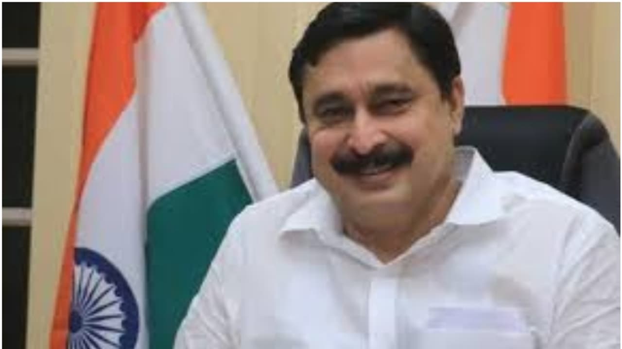 ലഹരി വിരുദ്ധ പ്രവർത്തനങ്ങളുടെ ഭാഗമായി കളിക്കളങ്ങൾ സജീവമാക്കും, ലഹരി വിരുദ്ധ സന്ദേശ യാത്ര മെയ് 5 ന്: മന്ത്രി 