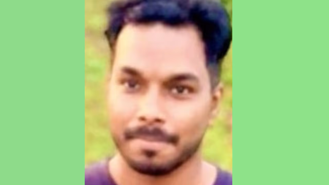 പോക്‌സോ കേസില്‍ അറസ്റ്റ് ചെയ്ത പ്രതി ജീപ്പില്‍ നിന്ന് ഇറങ്ങിയോടി; അരക്കിലോമീറ്ററോളം പുറകേയോടി പിടികൂടി പൊലീസ്