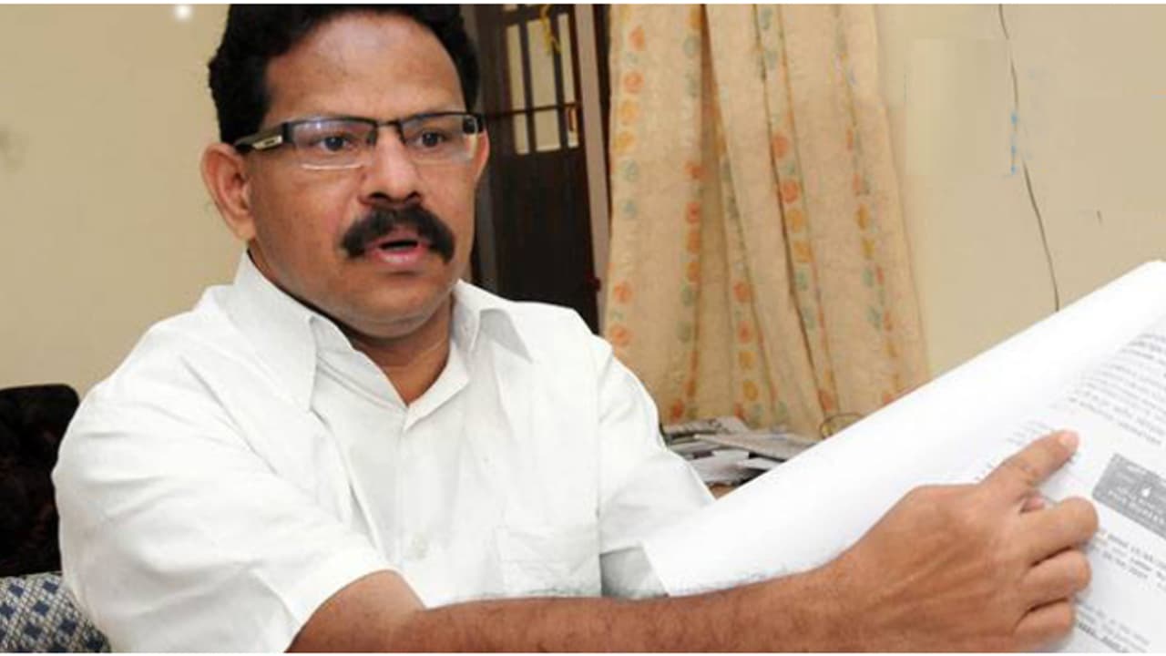 കെഎം എബ്രഹാമിനെതിരായ സിബിഐ അന്വേഷണം; വൈകിയെന്ന് കാണിച്ച് പരാതി നൽകി ജോമോൻ പുത്തൻപുരയ്ക്കൽ