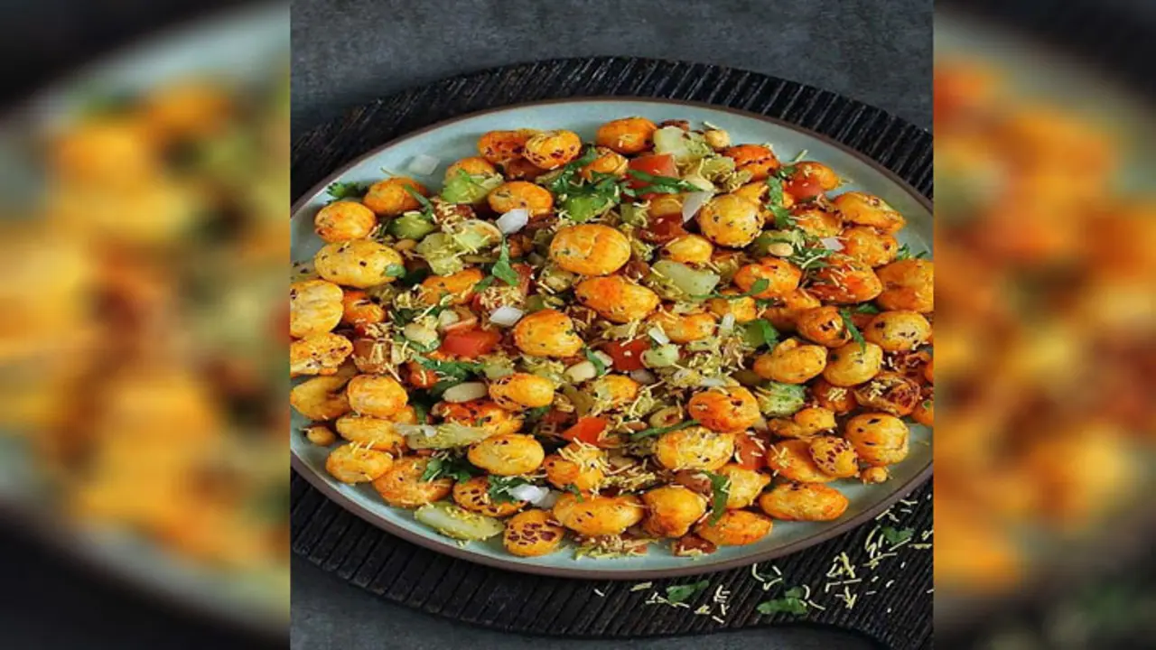 Makhana chaat Makhana chaat