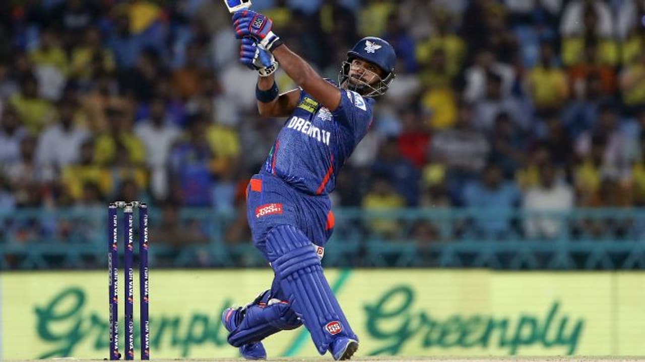 മാര്ക്രം മാര്ഷ് സഖ്യം നല്കിയ തുടക്കം മുതലാക്കി പുരാന്! ലക്നൗവിനെതിരെ സണ്റൈസേഴ്സിന് കൂറ്റന് വിജലക്ഷ്യം മാര്ക്രം മാര്ഷ് സഖ്യം നല്കിയ തുടക്കം മുതലാക്കി പുരാന്! ലക്നൗവിനെതിരെ സണ്റൈസേഴ്സിന് കൂറ്റന് വിജലക്ഷ്യം