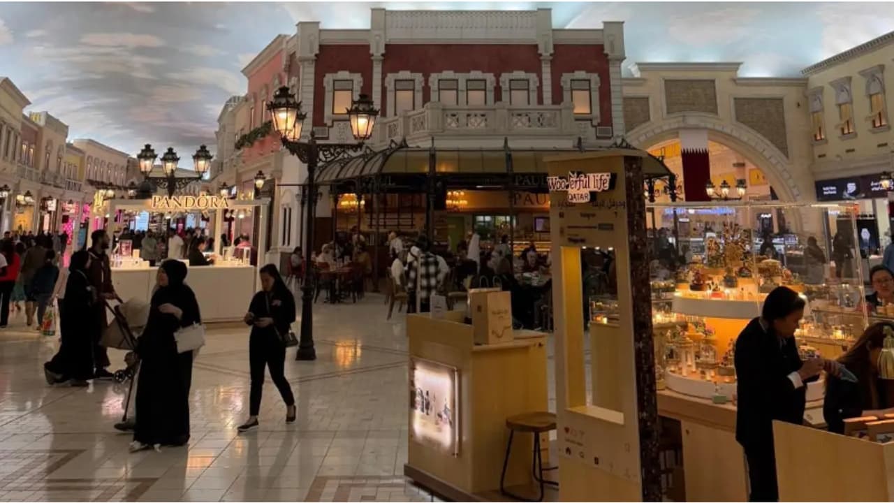 ഇനി ഒരു തവണയല്ല ഡിസ്കൗണ്ട്, പരിധിയില്ലാതെ വിലക്കിഴിവ് പ്രഖ്യാപിക്കാം! 2018 ലെ നിയമം ഭേദഗതി ചെയ്ത് ഖത്തർ ഇനി ഒരു തവണയല്ല ഡിസ്കൗണ്ട്, പരിധിയില്ലാതെ വിലക്കിഴിവ് പ്രഖ്യാപിക്കാം! 2018 ലെ നിയമം ഭേദഗതി ചെയ്ത് ഖത്തർ