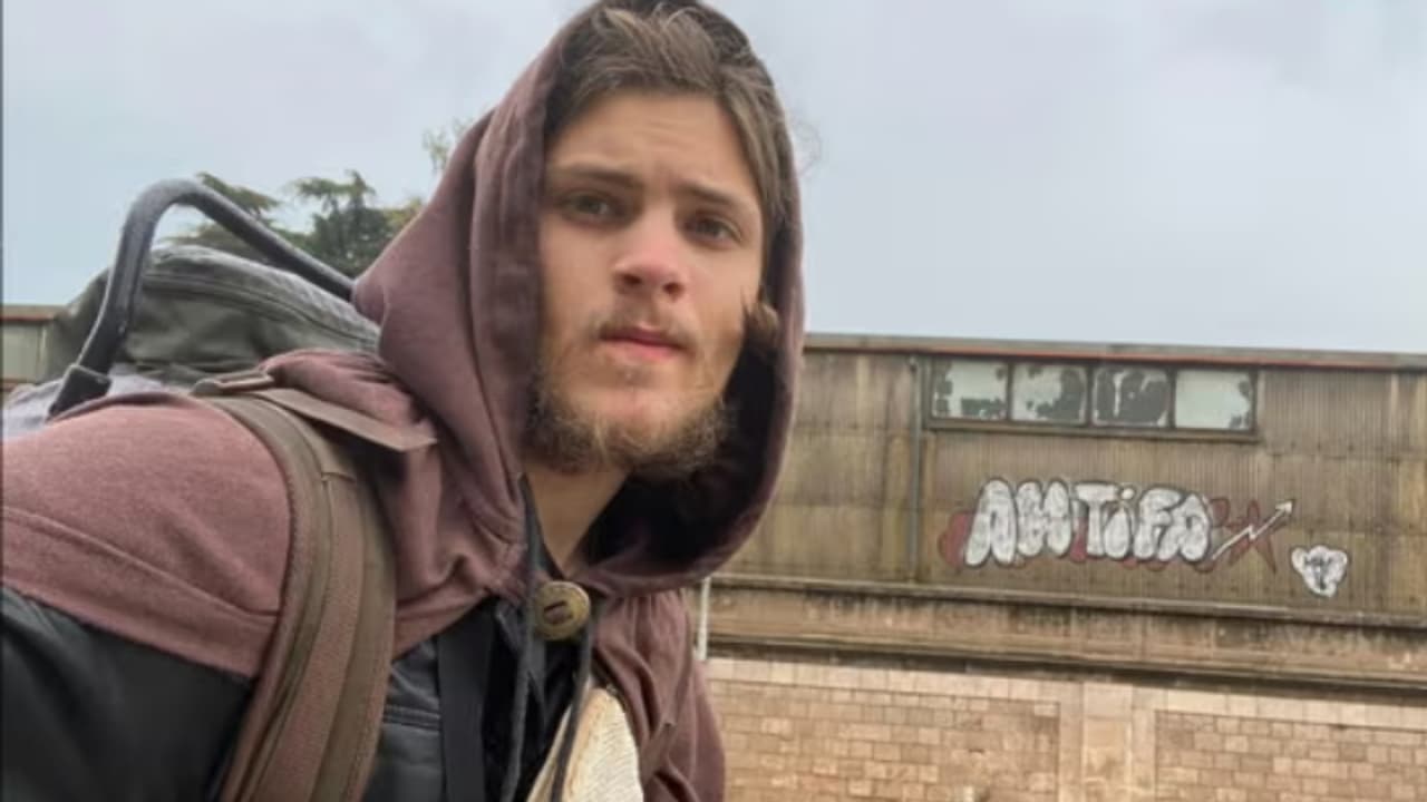 റഷ്യയ്ക്കായി യുക്രൈനെതിരെ യുദ്ധം ചെയ്യുന്നതിനിടെ സിഐഎ ഡെപ്യൂട്ടി ഡയറക്ടറുടെ മകൻ കൊല്ലപ്പെട്ടു; റിപ്പോർട്ട് റഷ്യയ്ക്കായി യുക്രൈനെതിരെ യുദ്ധം ചെയ്യുന്നതിനിടെ സിഐഎ ഡെപ്യൂട്ടി ഡയറക്ടറുടെ മകൻ കൊല്ലപ്പെട്ടു; റിപ്പോർട്ട്