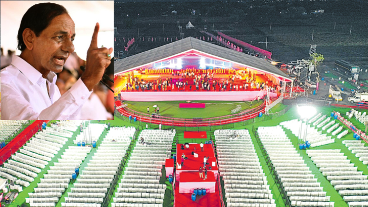 BRS Silver Jubilee: సభలో కవితకు అవమానం.. స్టేజీ మీదే కుమ్ములాటలు! BRS Silver Jubilee: సభలో కవితకు అవమానం.. స్టేజీ మీదే కుమ్ములాటలు!