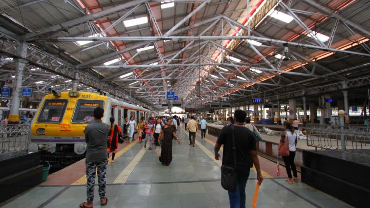 Mumbai Station High Alert Mumbai Station High Alert
