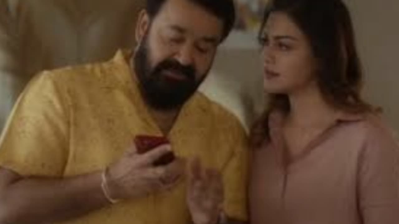 'ലാലേട്ടനൊപ്പമുള്ള ആ റോള്‍ ചെയ്യേണ്ടിയിരുന്നത് ഞാനായിരുന്നു', വെളിപ്പെടുത്തി അനുശ്രീ