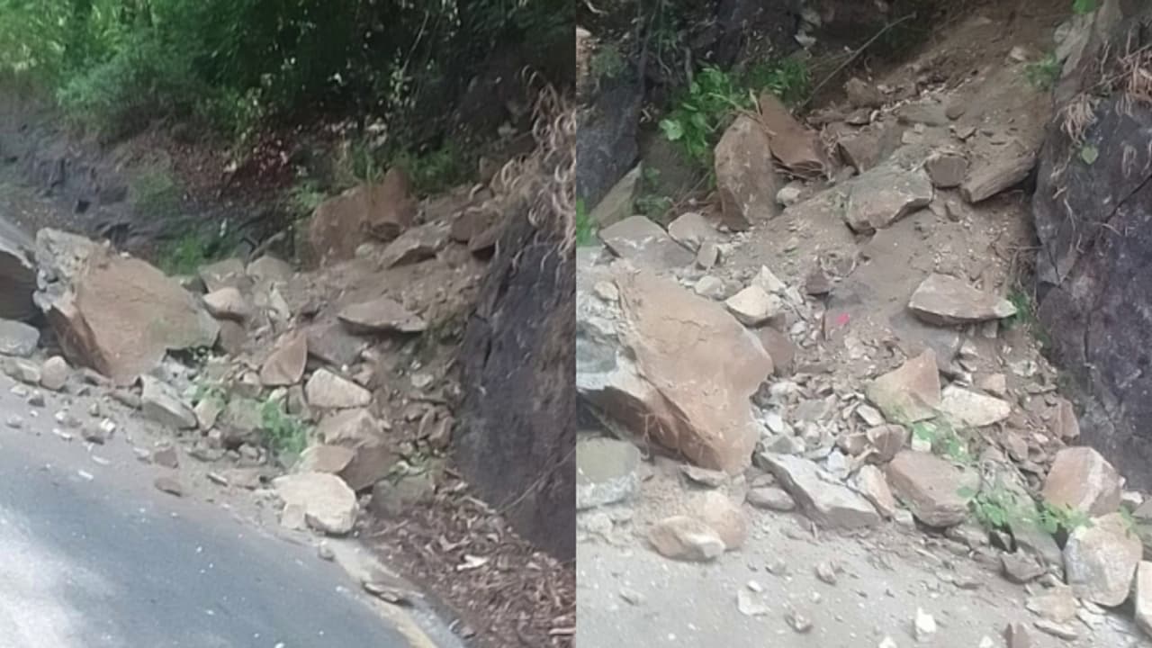 താമരശ്ശേരി ചുരത്തിൽ ഒമ്പതാം വളവിന് താഴെ കൂറ്റൻ പാറ അടർന്ന് റോഡിലേക്ക് വീണു, വൻ അപകടമൊഴിവായത് തലനാരിഴക്ക് താമരശ്ശേരി ചുരത്തിൽ ഒമ്പതാം വളവിന് താഴെ കൂറ്റൻ പാറ അടർന്ന് റോഡിലേക്ക് വീണു, വൻ അപകടമൊഴിവായത് തലനാരിഴക്ക്