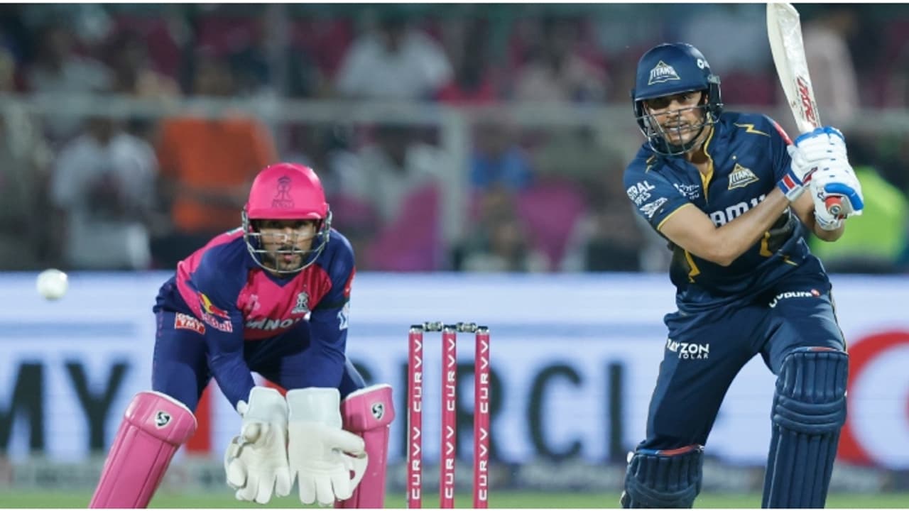 രാജസ്ഥാനെതിരെ ഗുജറാത്തിന് തകർപ്പൻ തുടക്കം; മികച്ച പ്രകടനവുമായി ഗില്ലും സുദർശനും രാജസ്ഥാനെതിരെ ഗുജറാത്തിന് തകർപ്പൻ തുടക്കം; മികച്ച പ്രകടനവുമായി ഗില്ലും സുദർശനും