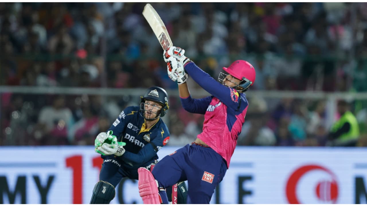 ജയ്പൂരിൽ വൈഭവിന്റെ വിളയാട്ടം; ഗുജറാത്തിനെതിരെ രാജസ്ഥാന് തകർപ്പൻ ജയം ജയ്പൂരിൽ വൈഭവിന്റെ വിളയാട്ടം; ഗുജറാത്തിനെതിരെ രാജസ്ഥാന് തകർപ്പൻ ജയം