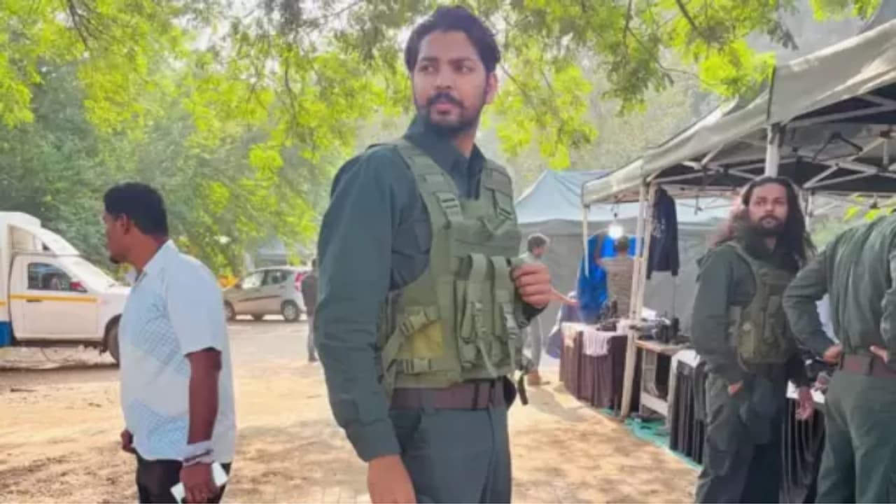 ഫാമിലി മാൻ 3 നടൻ വെള്ളച്ചാട്ടത്തില് വീണ് മരണപ്പെട്ടു ഫാമിലി മാൻ 3 നടൻ വെള്ളച്ചാട്ടത്തില് വീണ് മരണപ്പെട്ടു