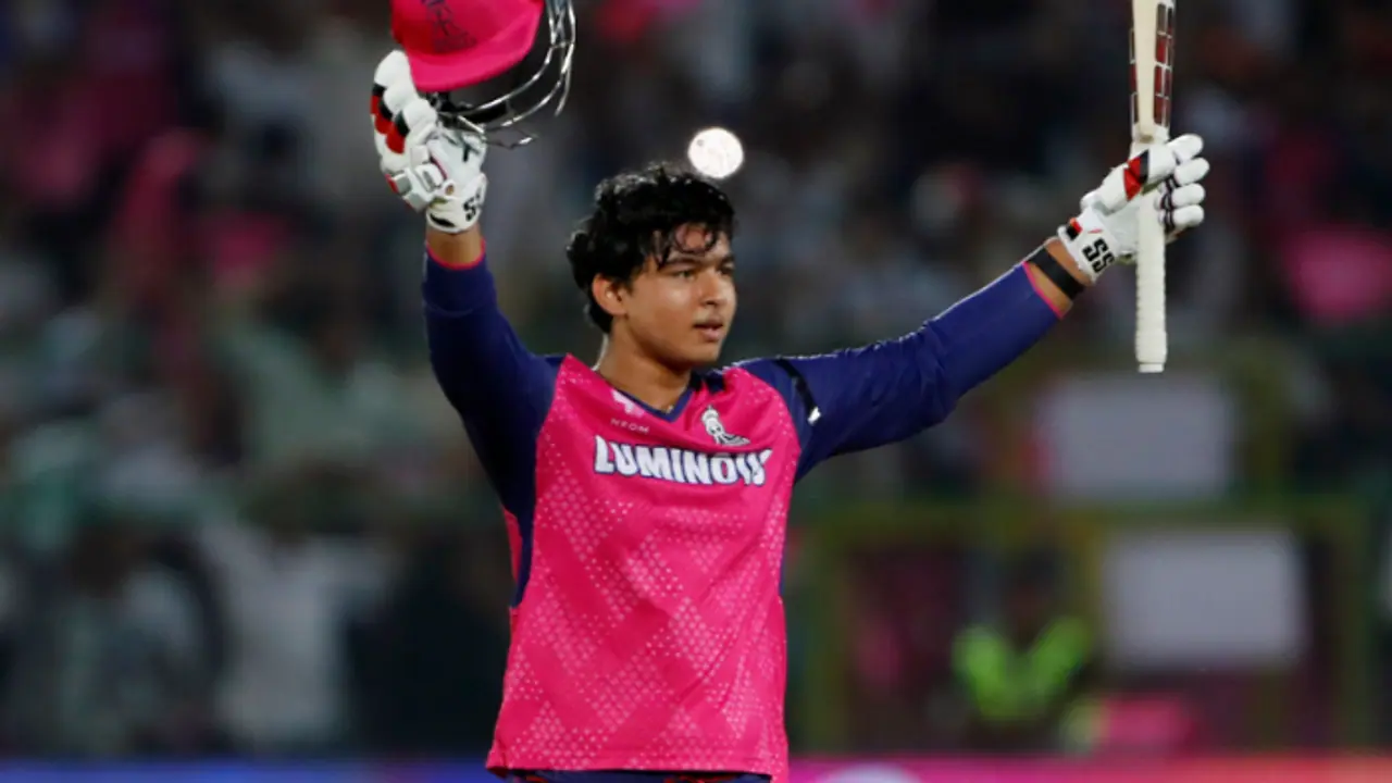 Vaibhav Suryavanshi: వైభ‌వ్ సూర్య‌వంశీ నిజంగానే 14 ఏళ్ల కుర్రాడేనా? లేదా మోసం చేస్తున్నాడా? 