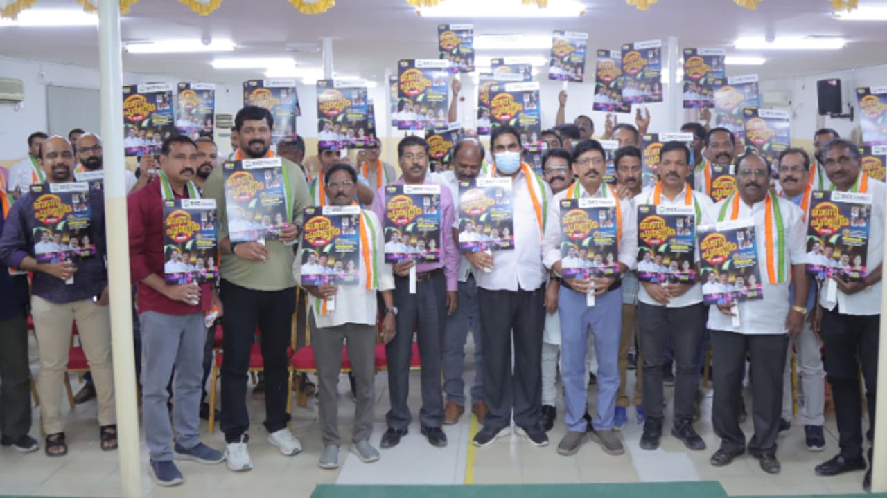 ഒഐസിസി കുവൈത്ത് നാഷണൽ കമ്മറ്റി പ്രഥമ രാജീവ്‌ ഗാന്ധി പ്രവാസി പുരസ്‌കാരം കെസി വേണുഗോപാൽ എംപിക്ക് 