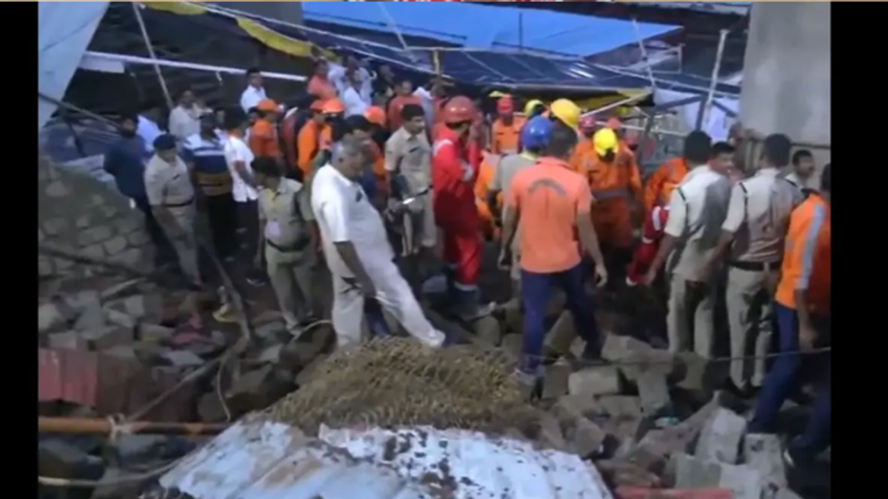 సింహాచలం మృతుల కుటుంబాలకు రూ.25 లక్షల ఎక్స్ గ్రేషియా 