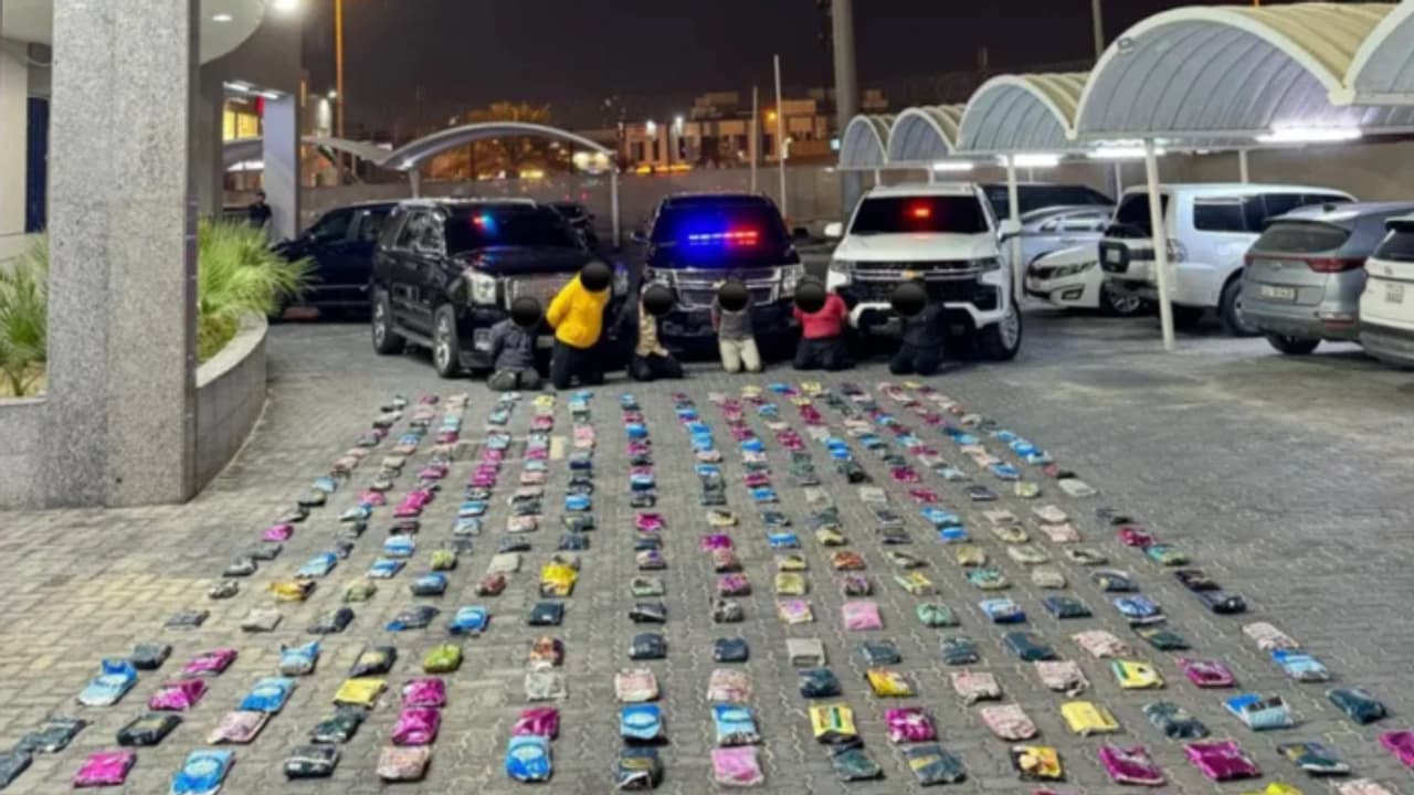 കടൽ വഴി കടത്താനുള്ള നീക്കം പൊളിഞ്ഞു, പിടികൂടിയത് 27 കോടി രൂപയുടെ ഹാഷിഷ്; നാല് പ്രവാസികൾക്ക് കുവൈത്തിൽ വധശിക്ഷ