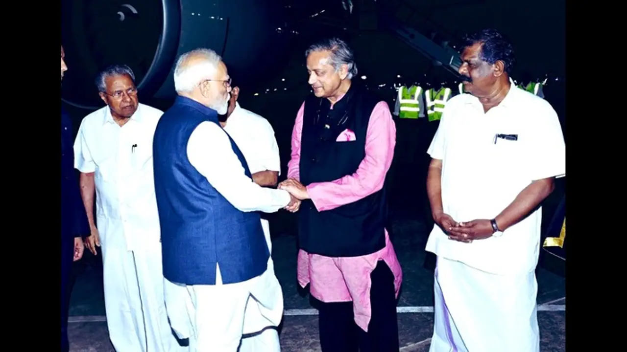PM Modi Kerala Visit : ప్రధాని మోదీకి కాంగ్రెస్ ఎంపీ శశిథరూర్ స్వాగతం