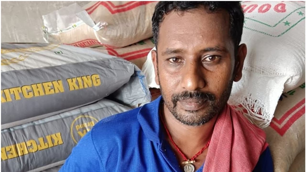 നിർത്തിയിട്ട ലോറിയുടെ പിറകിൽ ബൈക്ക് ഇടിച്ചു, ചുമട്ടുതൊഴിലാളിക്ക് ദാരുണാന്ത്യം