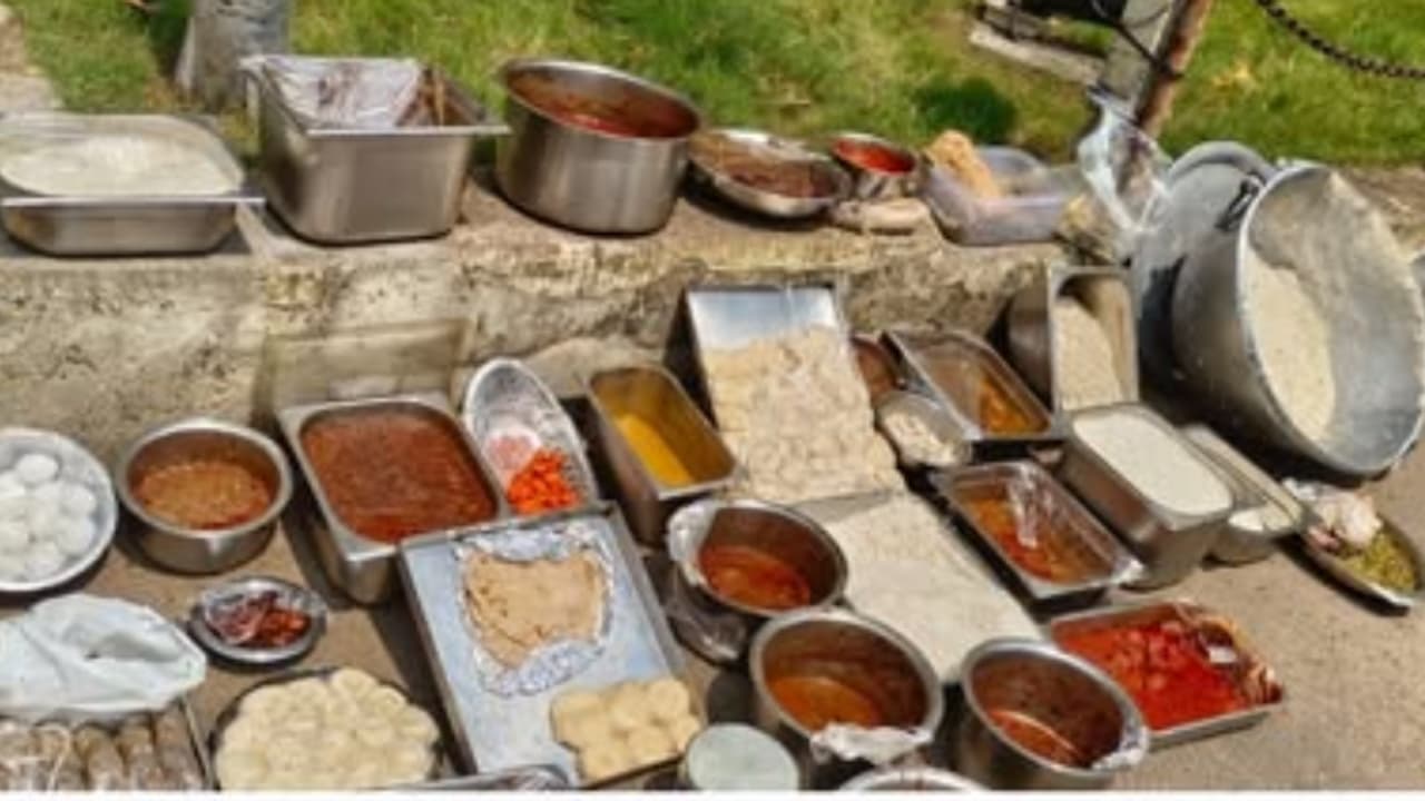 പൂരത്തിന് മുൻപുള്ള സ്പെഷ്യൽ ഡ്രൈവിൽ കുടുങ്ങി, സീഫോര്‍ട്ട്, ഒറോട്ടി, ചുരുട്ടി, കുക്ക് ഡോര്‍, അലിയ, അരമനയും