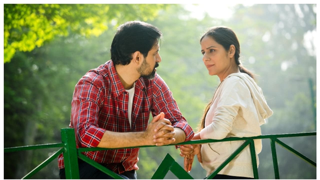 ഭാവിയിലെ ബന്ധങ്ങളാണോ 'വാരാന്ത്യ വിവാഹങ്ങൾ'? ഭാവിയിലെ ബന്ധങ്ങളാണോ 'വാരാന്ത്യ വിവാഹങ്ങൾ'?