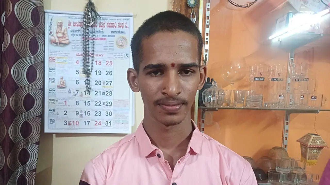 SSLCಯಲ್ಲಿ 625ಕ್ಕೆ 200 ಅಂಕ: ಮಗ ಫೇಲ್ ಆದ್ರೂ ಕೇಕ್ ಕಟ್ ಮಾಡಿ ಸಂಭ್ರಮಿಸಿದ ತಂದೆ