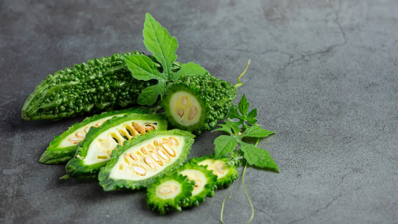 కాకరకాయ చేదు తగ్గించడానికి 5 చిట్కాలు