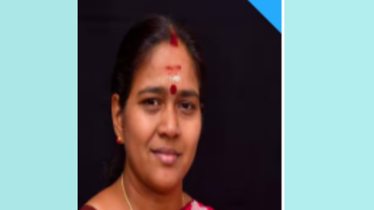 'തീരുമാനിക്കേണ്ടവർ തീരുമാനിച്ചു, നേതാവ് വേദിയിലിരുന്നു, നട്ടെല്ലുള്ള നേതാവാണ് ഞങ്ങളുടേത്'; ശോഭാ സുരേന്ദ്രൻ