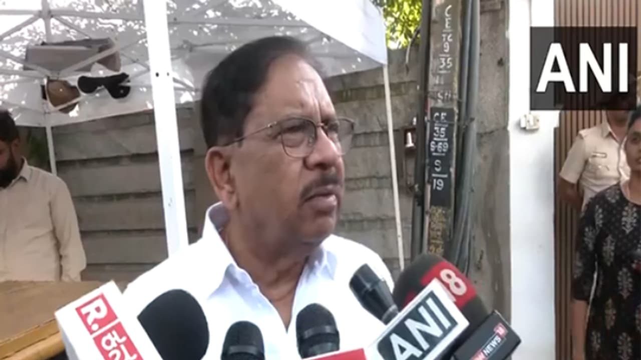 ആന്റി കമ്മ്യൂണൽ ടാസ്ക് ഫോഴ്സ്; വർഗീയ വിരുദ്ധ സേന രൂപീകരിക്കാൻ തീരുമാനിച്ച് കർണാടക സർക്കാർ ആന്റി കമ്മ്യൂണൽ ടാസ്ക് ഫോഴ്സ്; വർഗീയ വിരുദ്ധ സേന രൂപീകരിക്കാൻ തീരുമാനിച്ച് കർണാടക സർക്കാർ