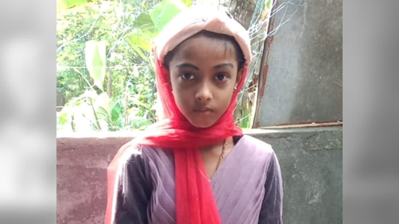  മലപ്പുറം കോട്ടക്കലിൽ തലയിൽ ചക്ക വീണ് 9 വയസ്സുകാരിക്ക് ദാരുണാന്ത്യം